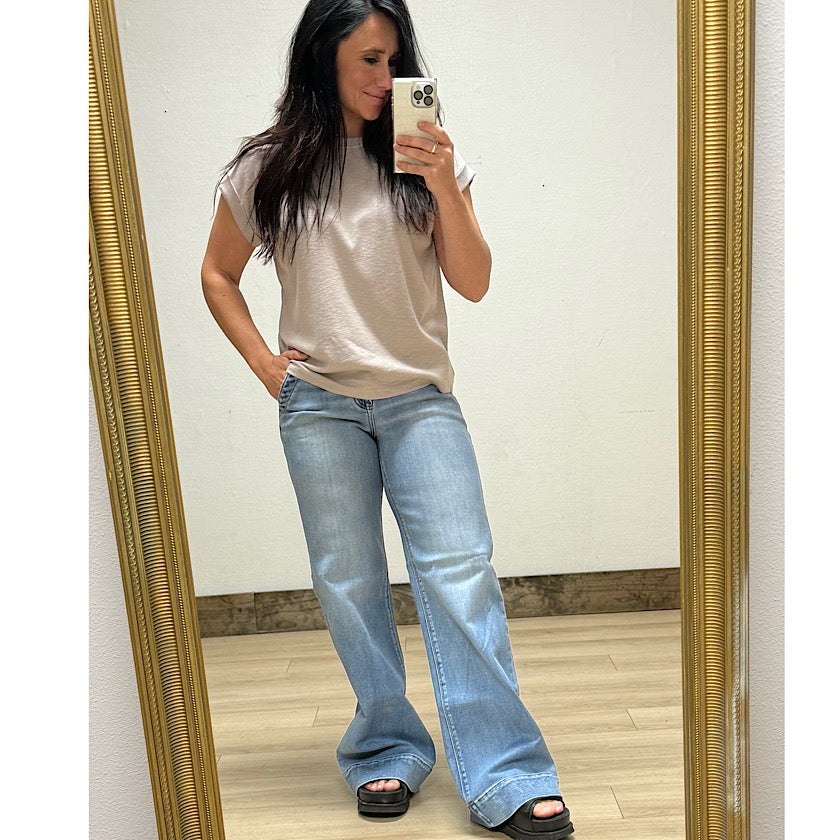Risen Wide Hem Flare Jeans 32"