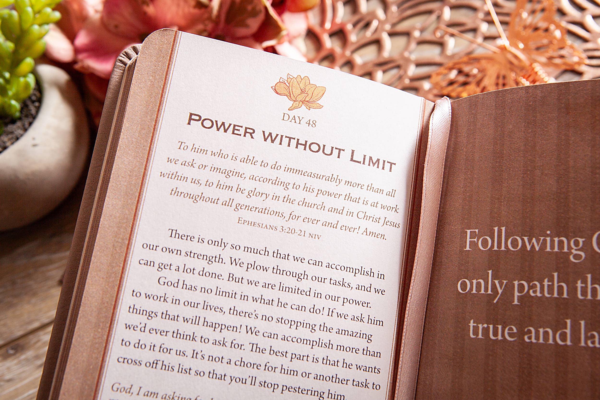 2-Minute Devotions for Women (Devotional, Mother's Day Gift)