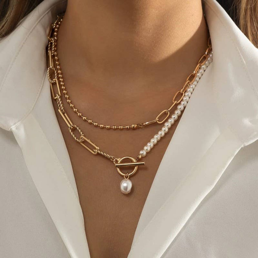 Calla Necklace