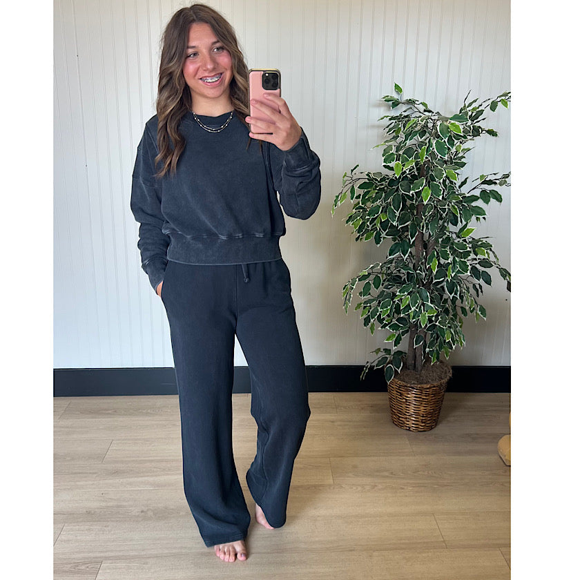 Mineral Wash Luxe Wide-Leg Sweatpants