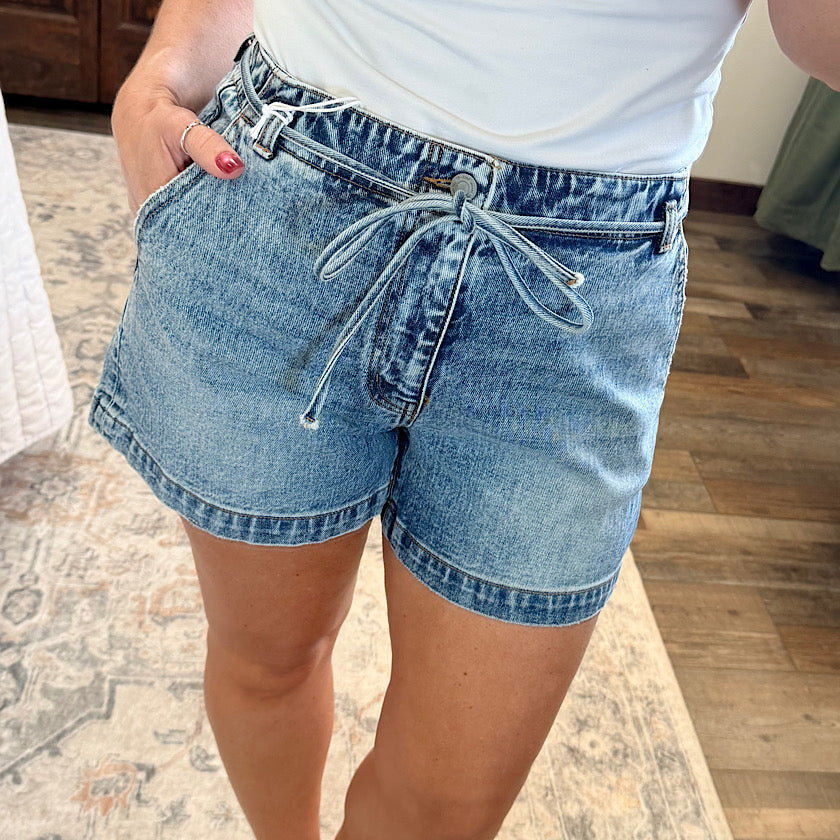 VERVET Waist Tie Denim Shorts 4"