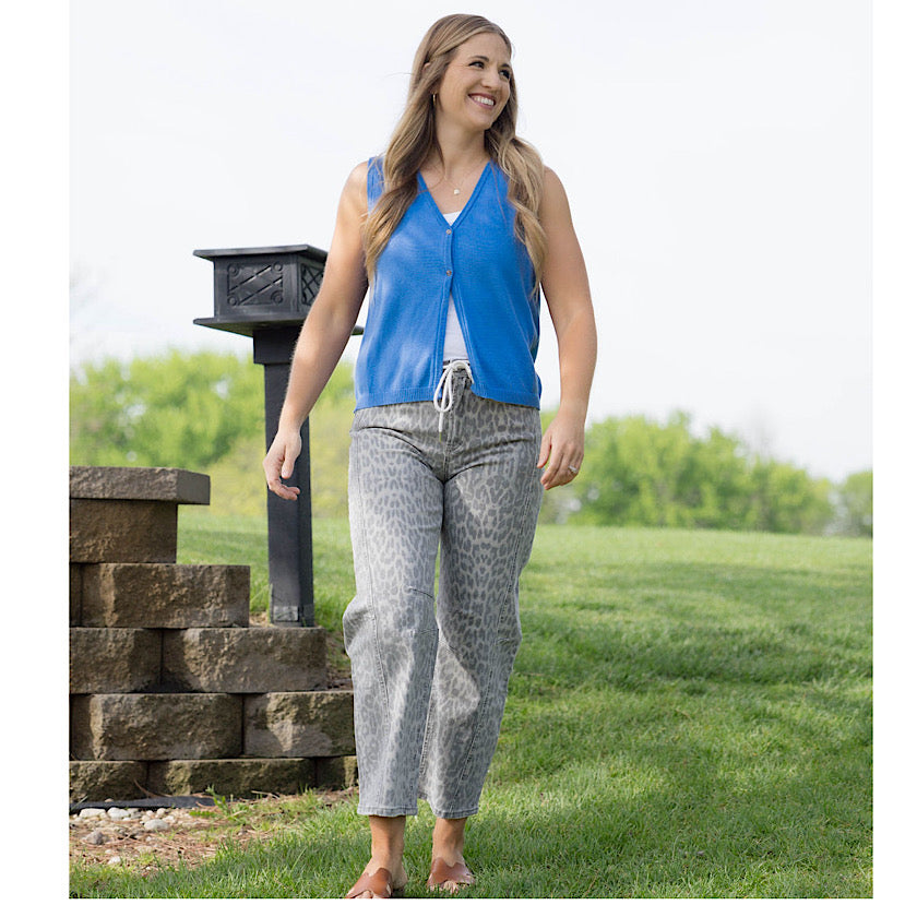 VERVET Drawstring Grey Leopard Barrel Jeans 27"