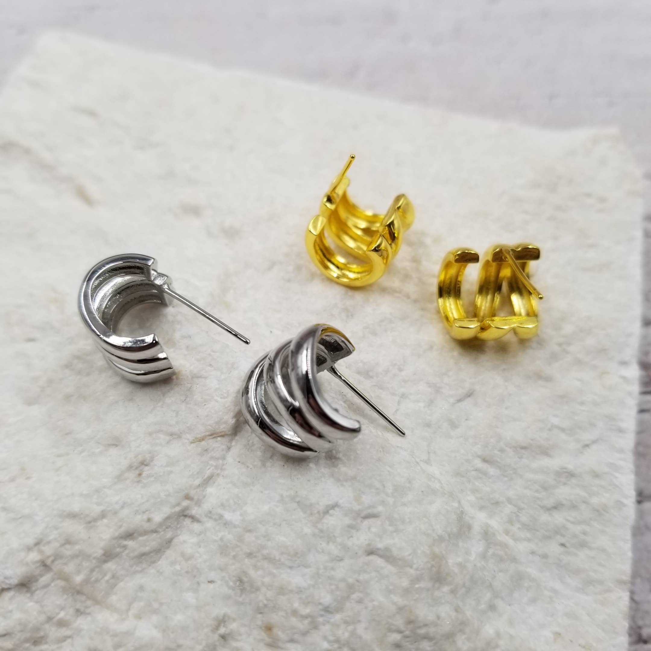 Rock Curve Heavy Metal Studs