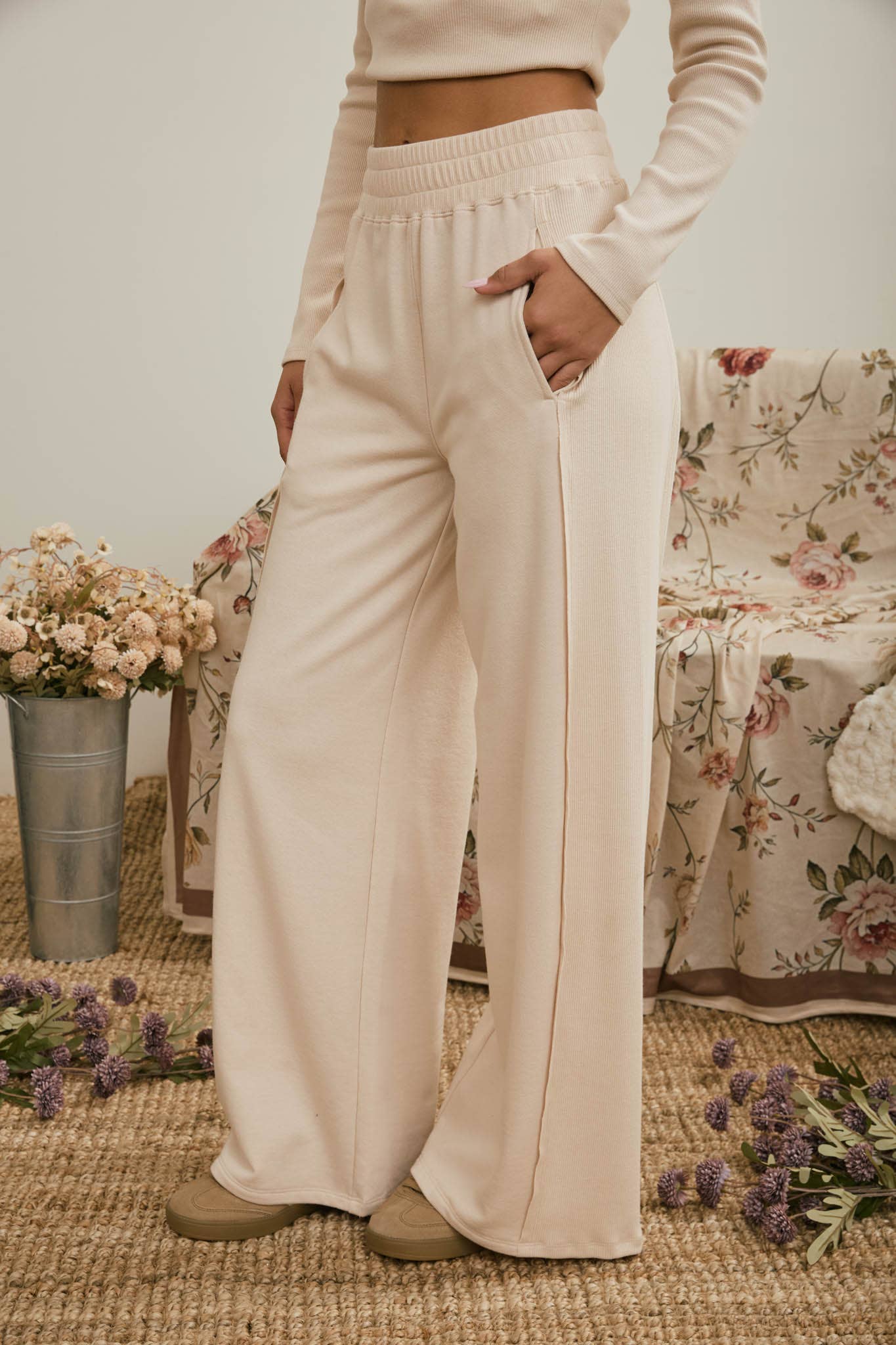J.O.A - ELASTIC WAIST SIDE PANEL KNIT LOUNGE PANTS