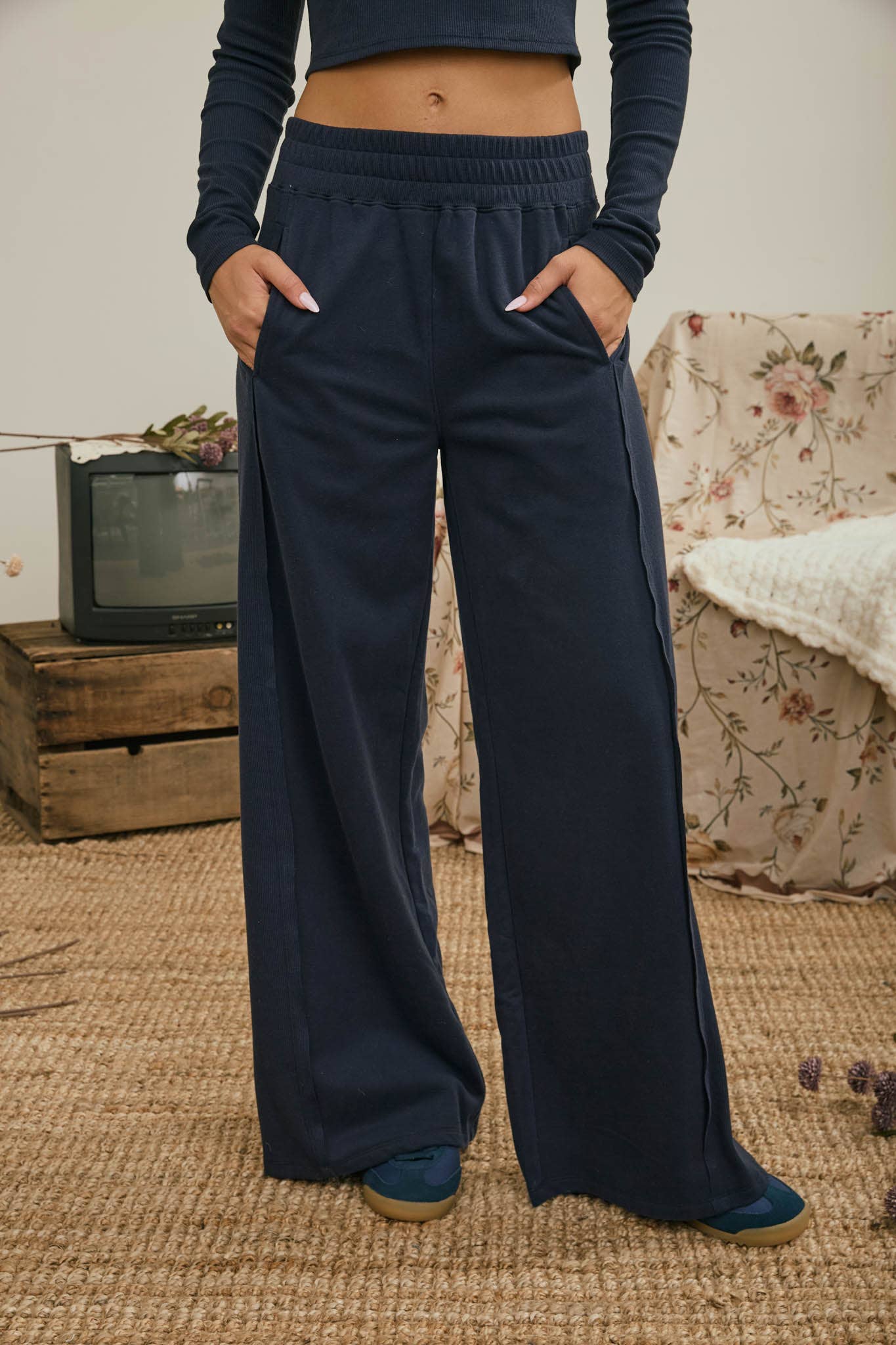 J.O.A - ELASTIC WAIST SIDE PANEL KNIT LOUNGE PANTS