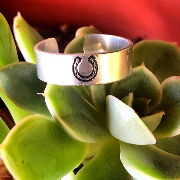 Horse Shoe Ring